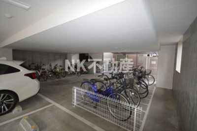 【その他共用部分】 | RIPPLU FUSE EASTⅡ（リップル布施イーストⅡ）（布施賃貸） | 駐輪場です