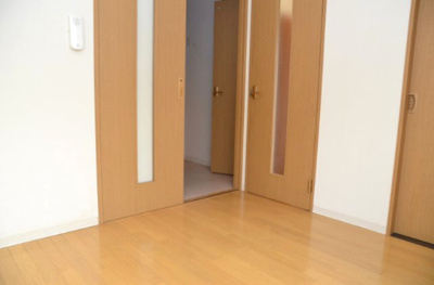 【洋室】 | バースホームいずみ | キレイな洋室です