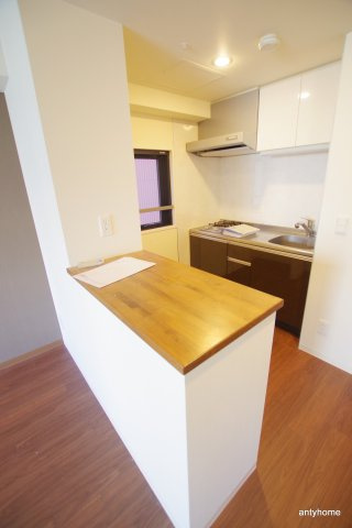 ブリリアント同心　仲介手数料無料のキッチン