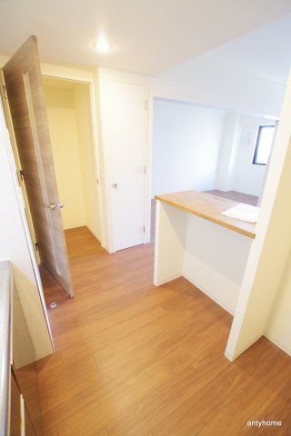 ブリリアント同心　仲介手数料無料のキッチン