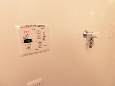 【設備】 | Mutti/ムッティ | バスルームの浴室暖房乾燥機で外に干せないお洗濯物もすっきり乾きます♪雨の日のお洗濯もバッチリ！