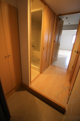 ソルレヴェンテ梅田の玄関
