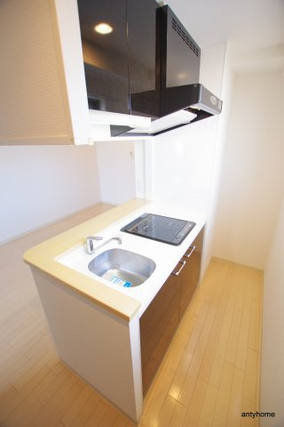 クリスタルグランツ新大阪のキッチン