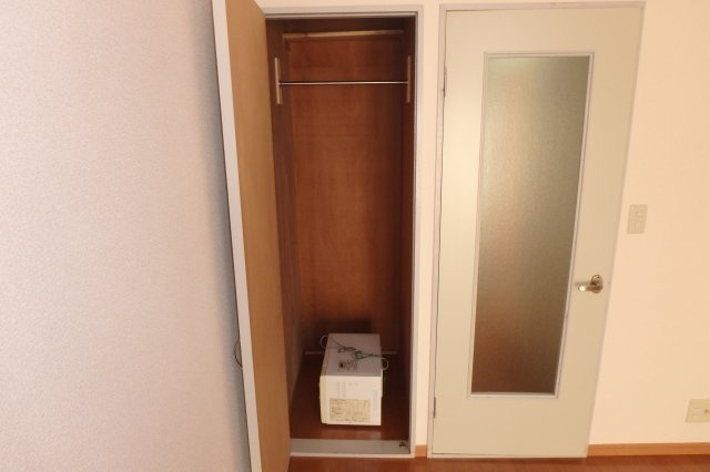 シティハイムMの収納|※写っている電子レンジはつきません。