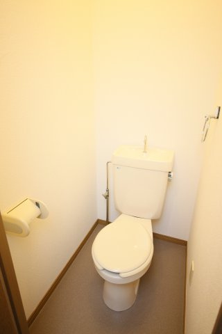 ライラック青山のトイレ