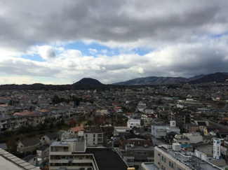 【展望】 | バルコニーからは甲山がご覧いただけます。