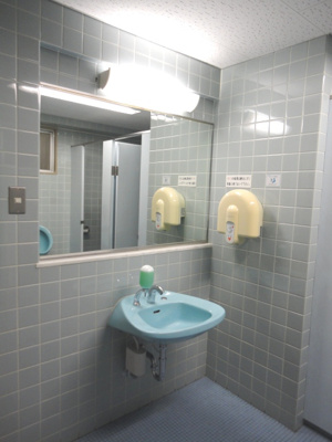 【洗面所】 | 栄町通り沿い事務所ビル | 男性用