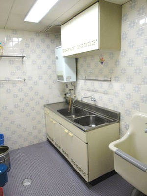 【キッチン】 | 栄町通り沿い事務所ビル | 給湯室