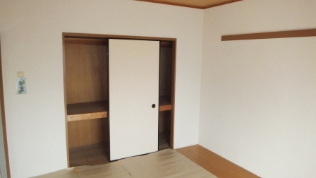 ドミトリー西船の収納|たっぷり入る押し入れです