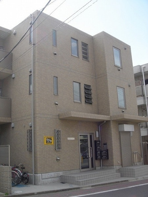 【外観】 | アプリコットガーデン | 丈夫で安心な鉄筋コンクリート造のオートロックの賃貸マンション。女性専用のマンションです。