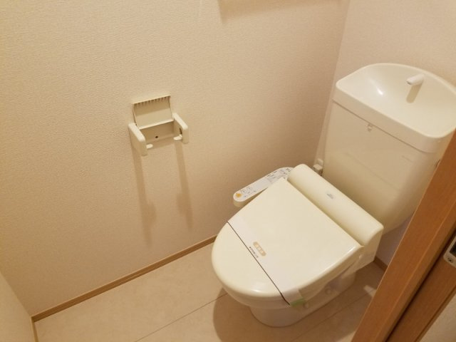 シュトラルヴェヌスのトイレ|綺麗なトイレ