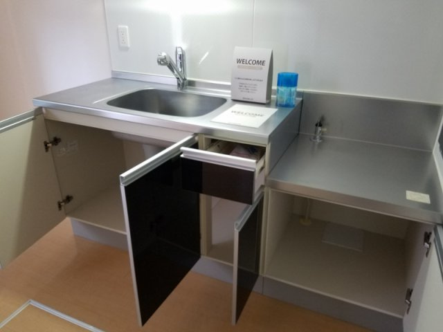 シュトラルヴェヌスのキッチン|キッチン収納