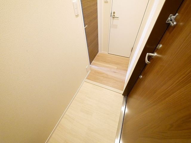ヘーベルメゾン西大寺国見町の玄関