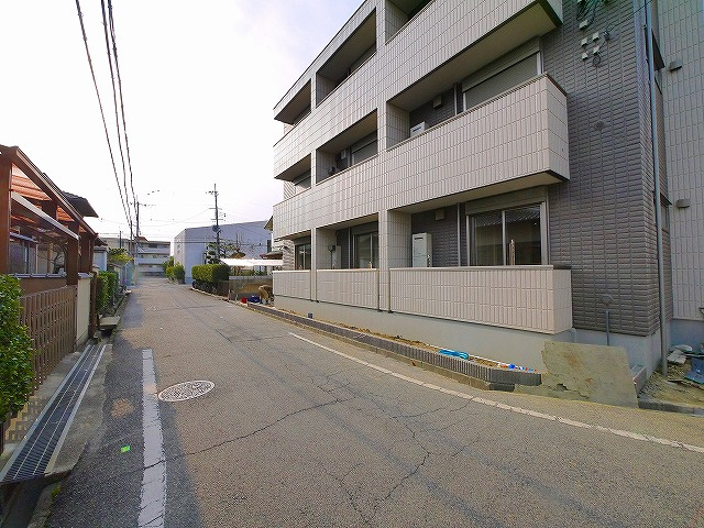 ヘーベルメゾン西大寺国見町の周辺