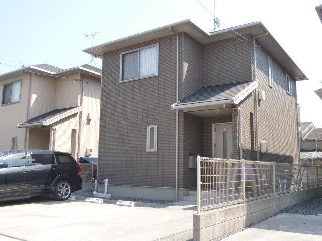 ファミーユⅡの外観