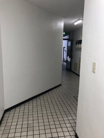 神田カトランビルのロビー