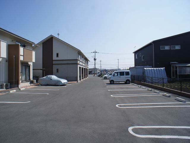 【駐車場】 | ポルト ボヌールB | 2台可能です♪