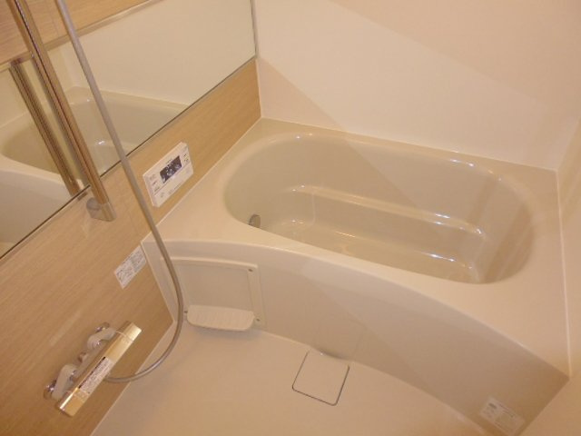 瀬戸内ハウジングの浴室|追い炊きバス