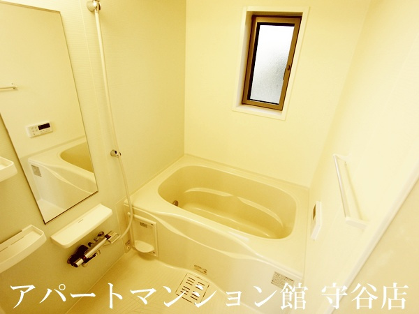 グラース　クローⅤの浴室