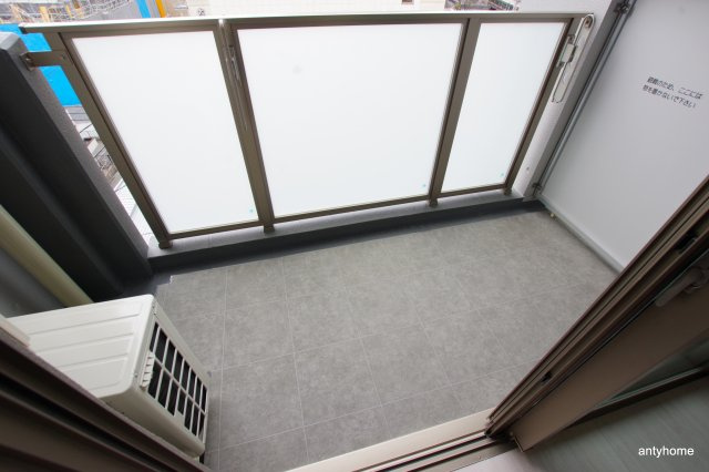 アザレア梅田　仲介手数料無料のバルコニー