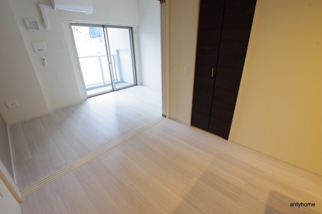 アザレア梅田　仲介手数料無料の洋室