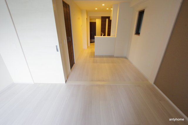 アザレア梅田　仲介手数料無料の洋室