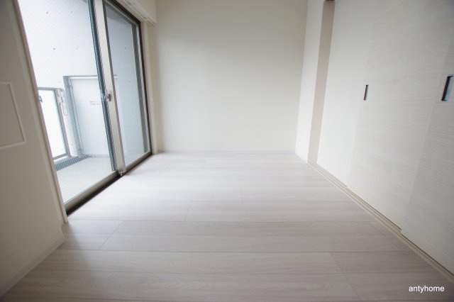 アザレア梅田　仲介手数料無料の洋室