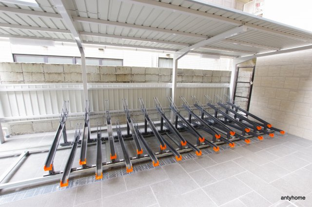 アザレア梅田　仲介手数料無料の駐車場