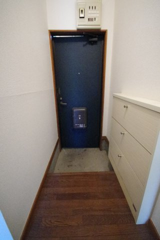 【玄関】