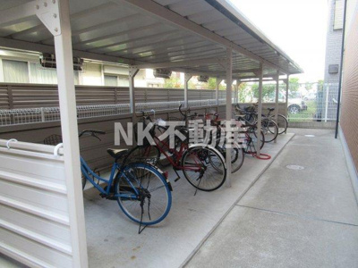 【その他】 | アルベージュ八戸ノ里Ⅱ番館（八戸ノ里賃貸） | 駐輪場です