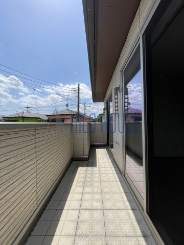 小ヶ谷貸家のバルコニー