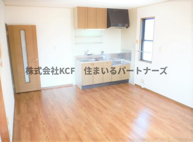 セジュール坂井Ⅰの居間・リビング|ゆったりとした居間です