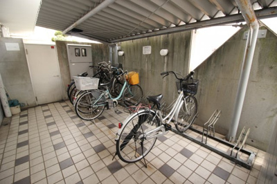【その他共用部分】 | モラーダフジモト | ★屋根付き駐輪場★