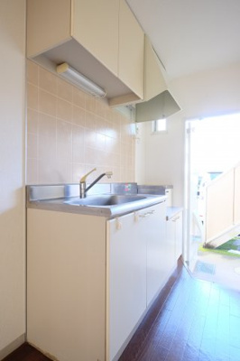 【キッチン】 | ベルセゾン | 102号室の画像です　現況優先でご了承ください