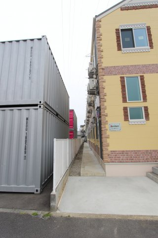 ユナイト大倉山デヴィトリーの外観