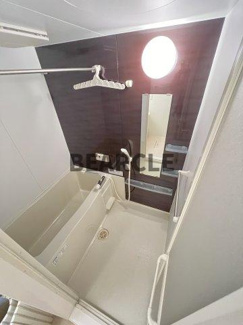 【浴室】 | アクティ勧修 | 落ち着いた空間のお風呂です