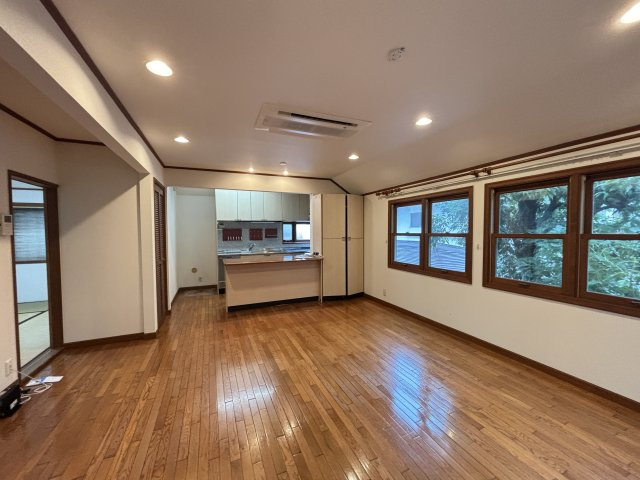 桜新町の家の居間・リビング