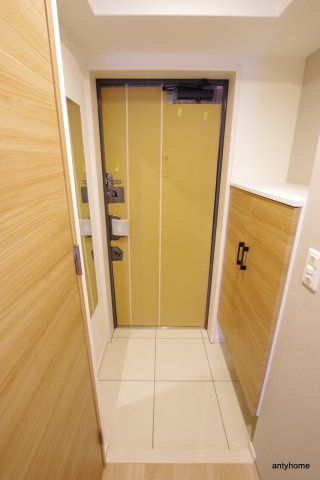 レジュールアッシュ京橋　仲介手数料無料の玄関