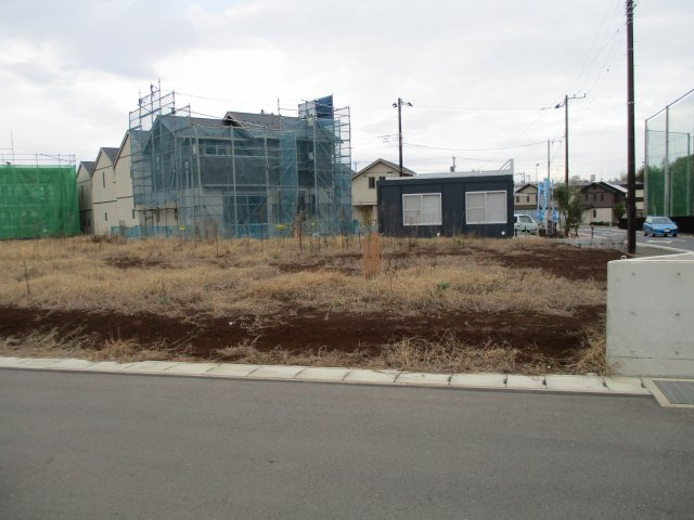 八千代市緑が丘西１丁目　土地　両面道路で陽当り・通風良好の外観