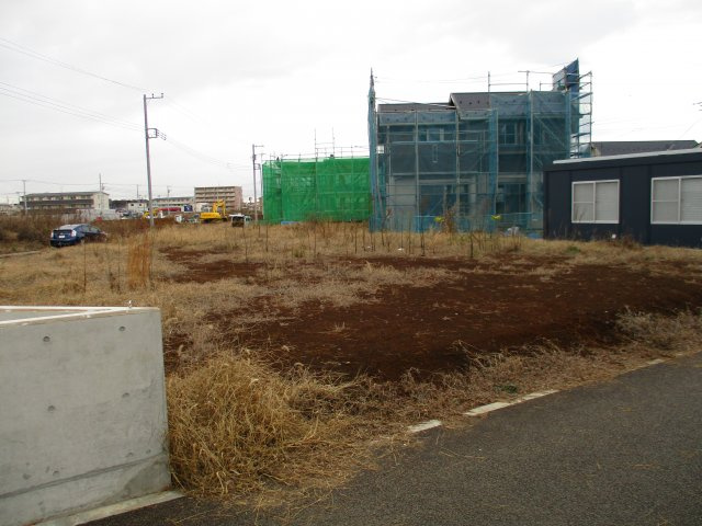 八千代市緑が丘西１丁目　土地　両面道路で陽当り・通風良好の外観
