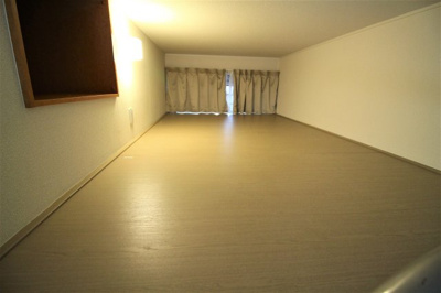 【寝室】 | 善根寺 | ★広々ロフト★