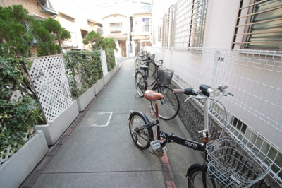 【その他共用部分】 | フローレンス橘 | 自転車置き場