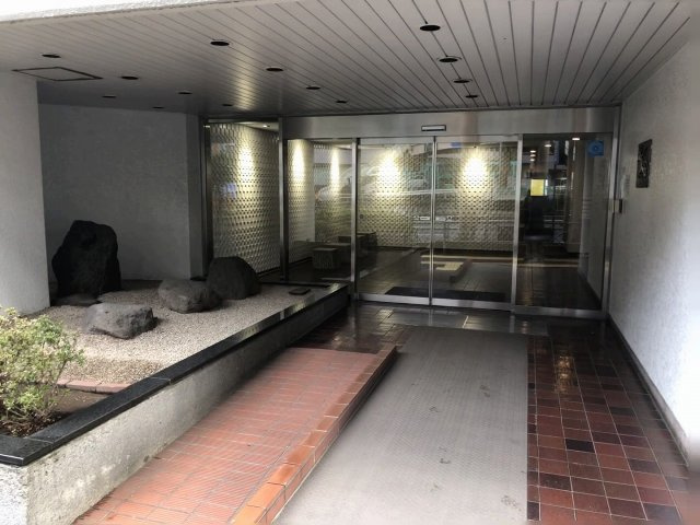 イトーピア五反田のエントランス