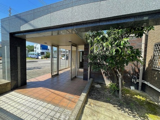 レージュ武豊Bのエントランス