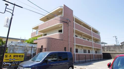 アネックス長尾山の駐車場