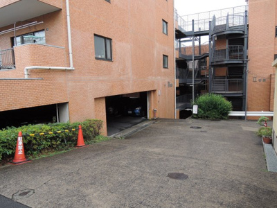 【駐車場】 | ヒルズ寺尾２番館