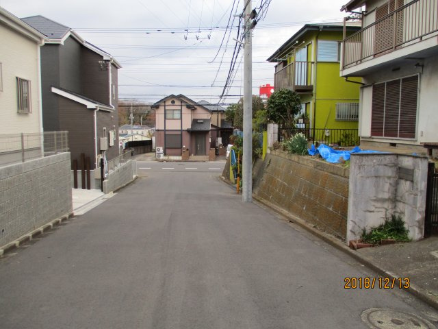 八千代市八千代台北１０丁目　土地　建築条件なし　南西側公道約６．０ｍに面すの前面道路含む現地写真|前面道路含む現地写真です　南西側公道約６．０ｍ