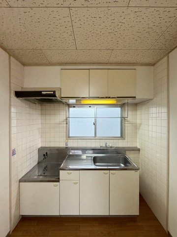 上宿ビルのキッチン|上宿ビル