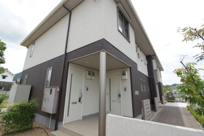 【外観】 | セレーノ二上・駅前Ⅰ | 外観は落ち着いています