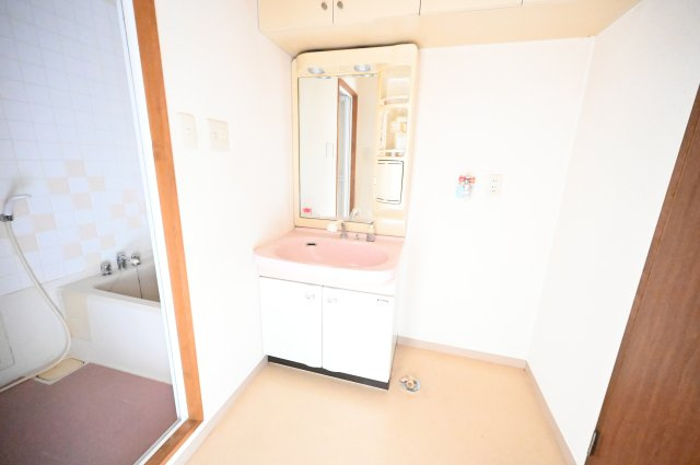 【洗面所】 | シャトー三島